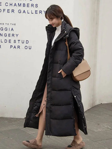 X-long Hooded Parkas: Fashionable Winter Warmth for Women